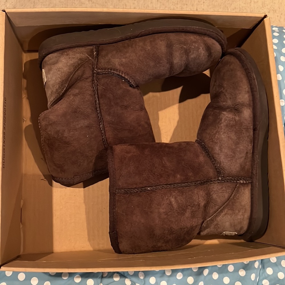 Ugg Classic short boots 6 brown